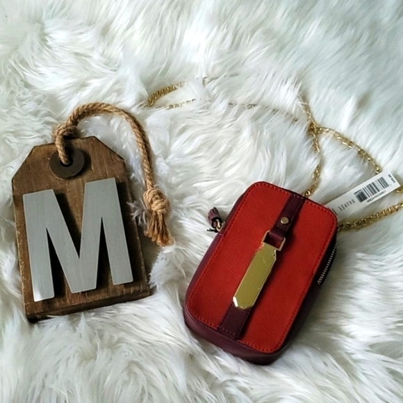 Kate Landry red & plum crossbody with gold chain NWT - Picture 1 of 14